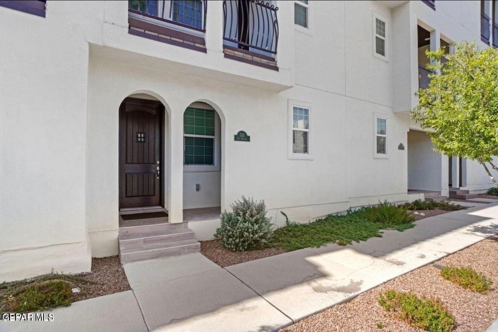 313 Vin Raliuga Court - Photo 1