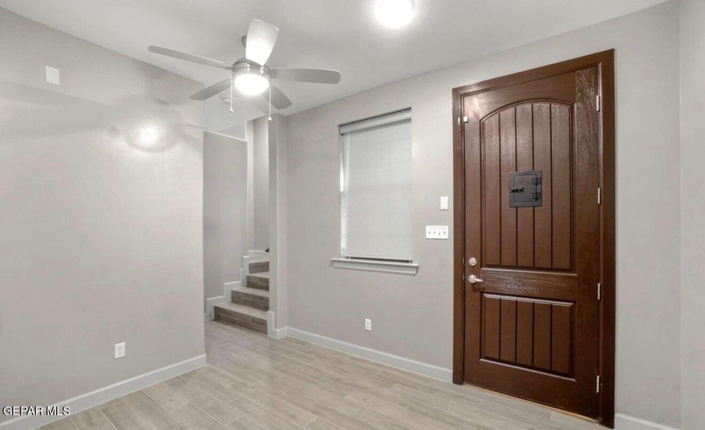 313 Vin Raliuga Court - Photo 3