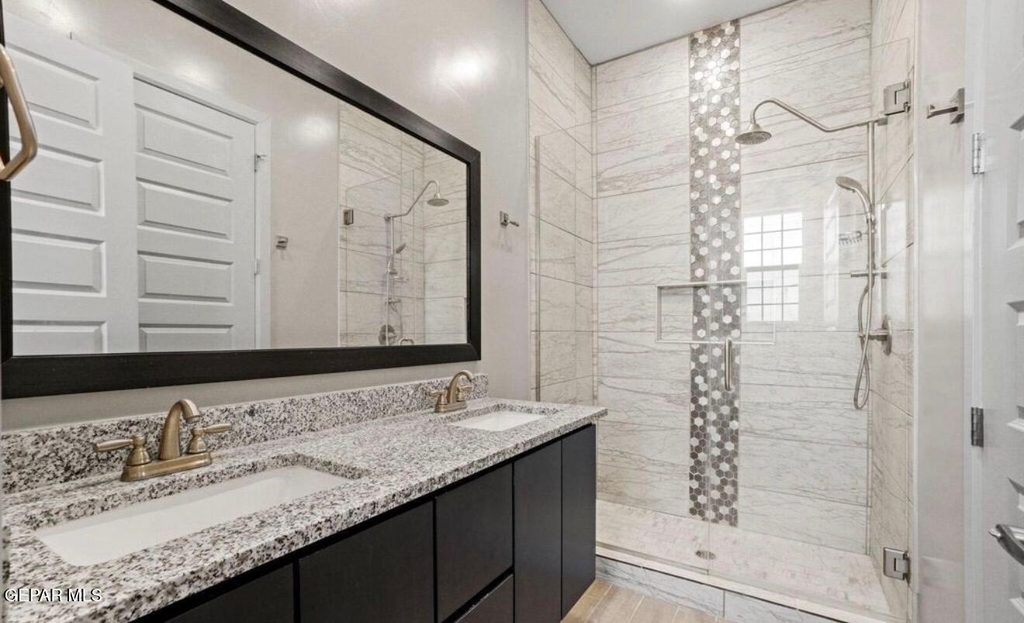 313 Vin Raliuga Court - Photo 15