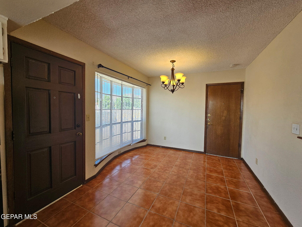 10604 Pleasant Hills Drive - Photo 3