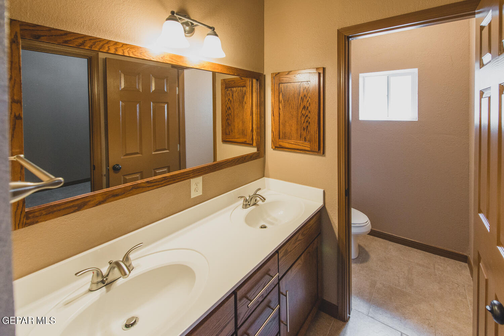 326 Coates Drive - Photo 19
