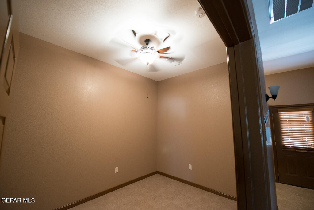 326 Coates Drive - Photo 26
