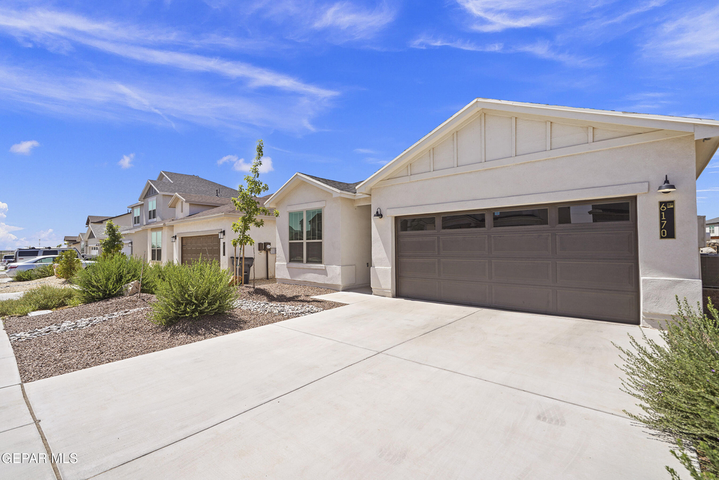 6170 Hidden Passage Avenue - Photo 1