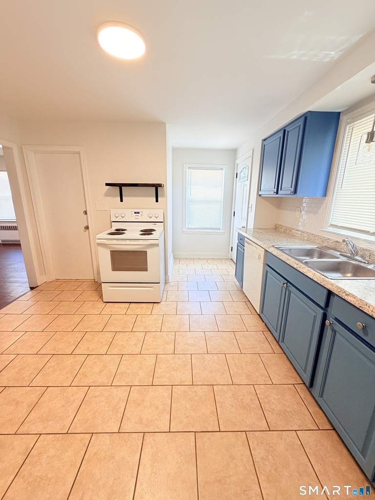8 Locust Street - Photo 9
