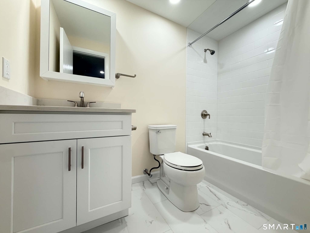 7 Padanaram Road - Photo 8