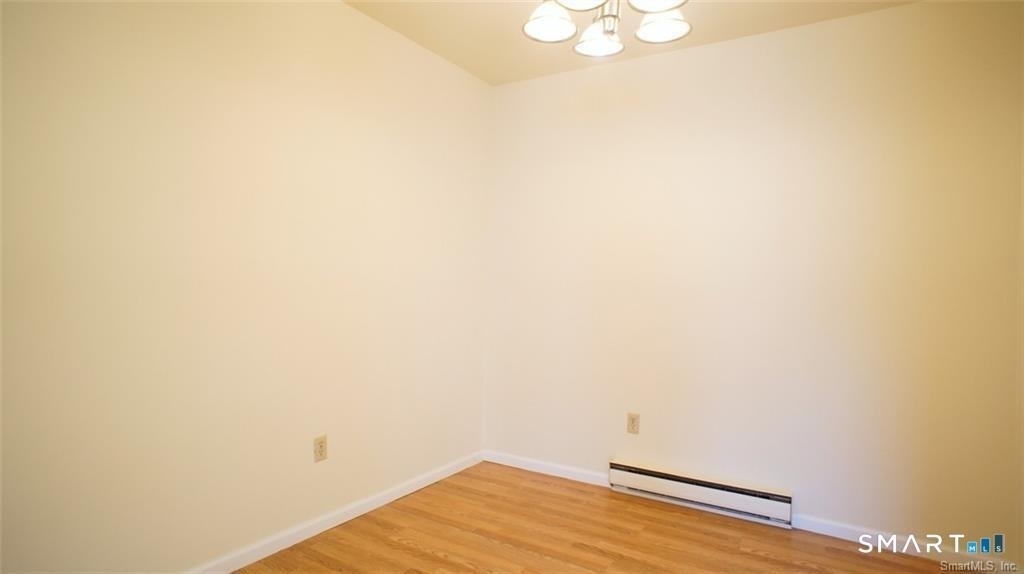 37 Ferris Avenue - Photo 4