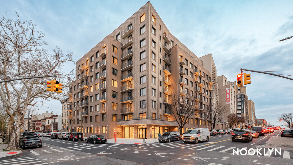 1499 Bedford Ave - Photo 5