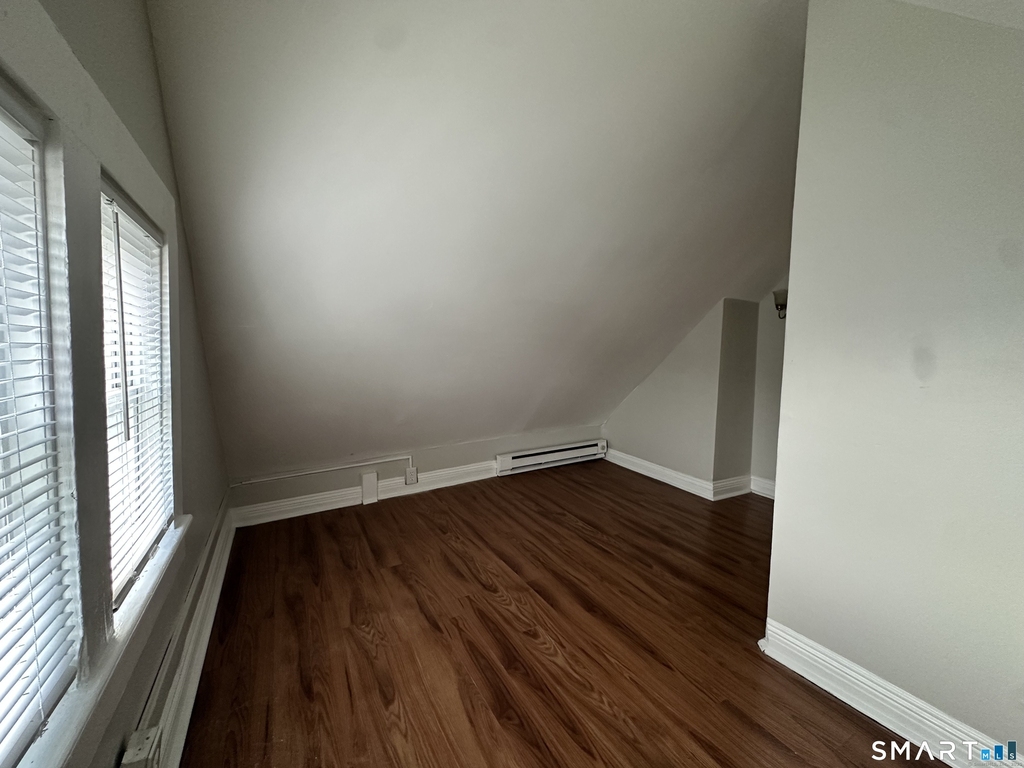 76-78 Sanford Avenue - Photo 4
