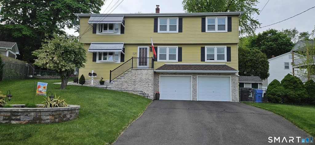 14 Cadwell Court - Photo 0