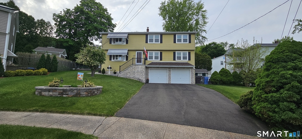 14 Cadwell Court - Photo 1