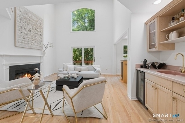 88 Edward Place - Photo 11