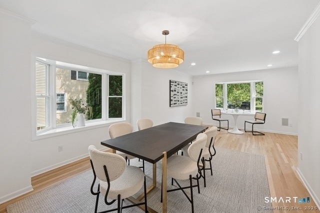 88 Edward Place - Photo 4