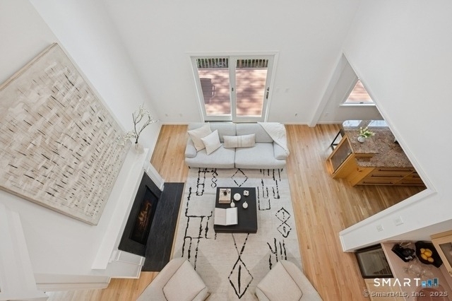88 Edward Place - Photo 10