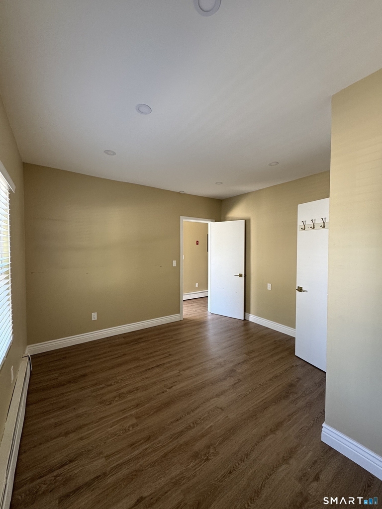 156 Wolcott Street - Photo 9