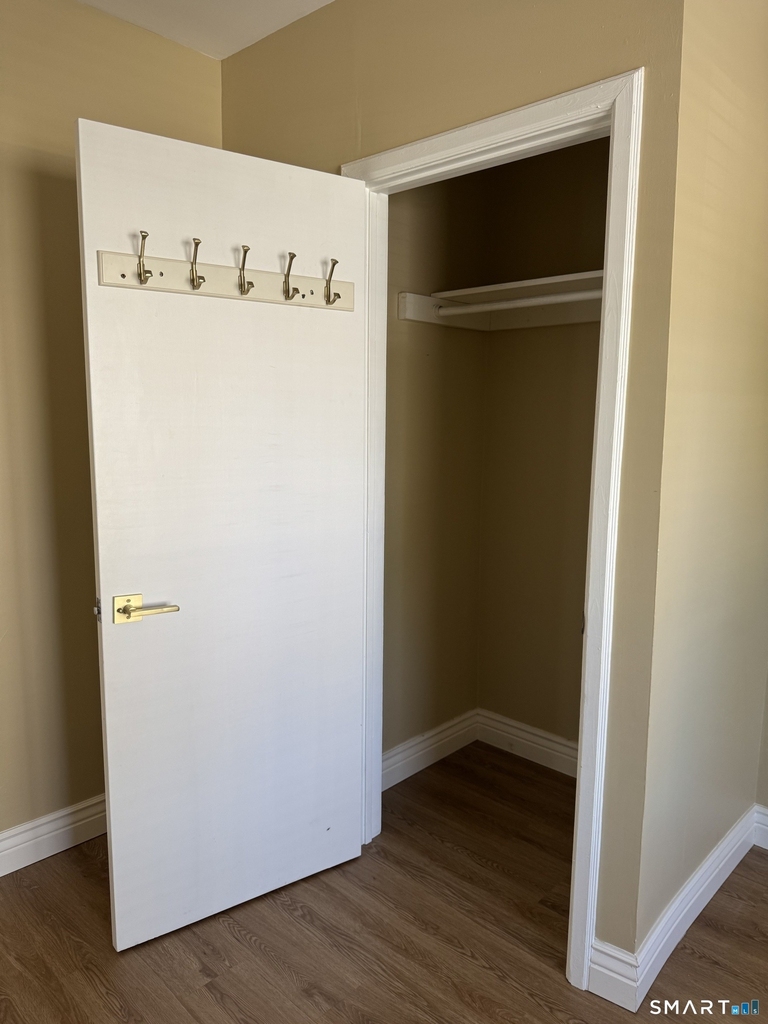 156 Wolcott Street - Photo 12