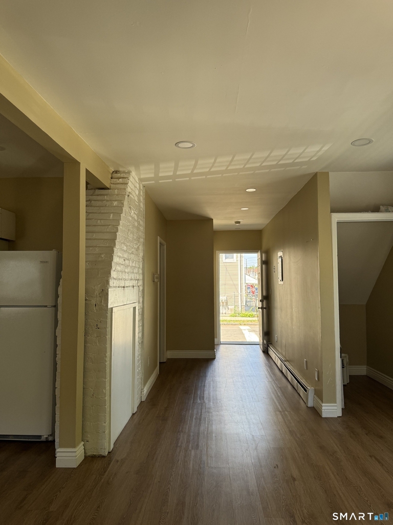 156 Wolcott Street - Photo 7