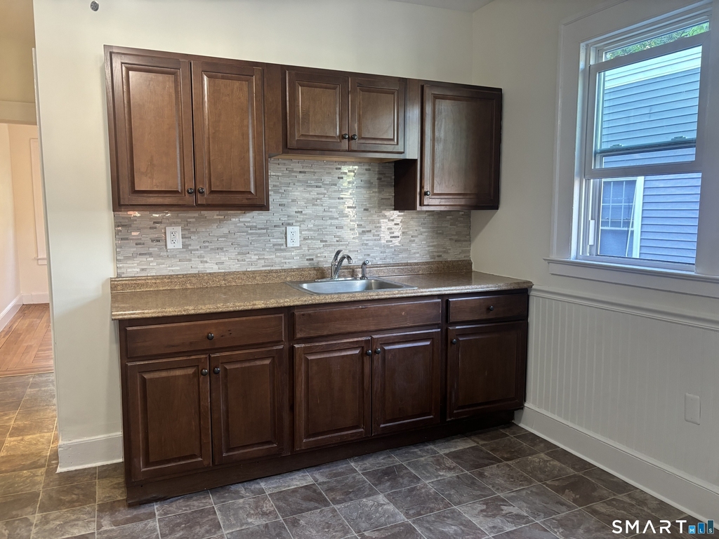 92 Anthony Street - Photo 9