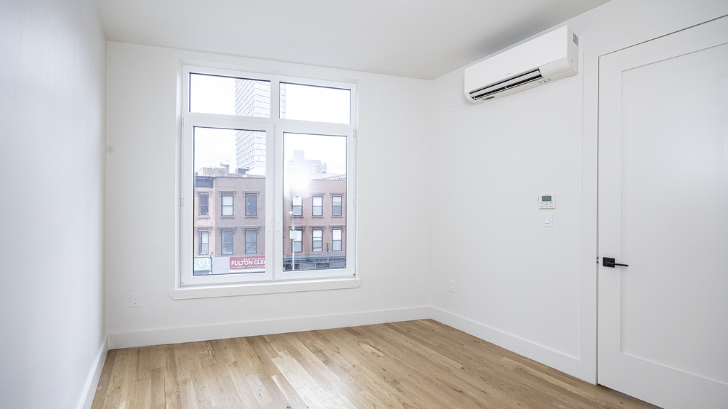 899 Fulton St - Photo 9