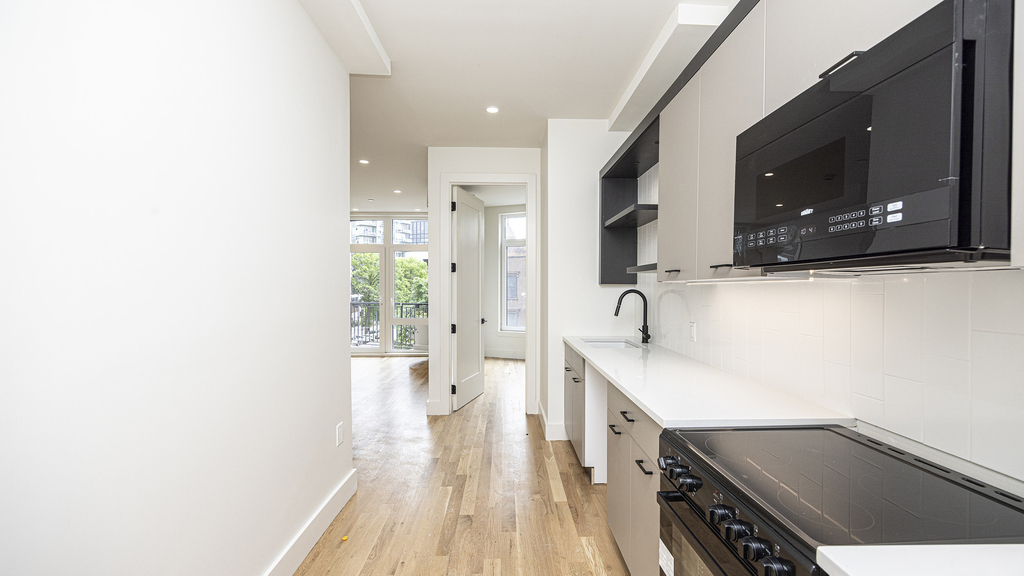 899 Fulton St - Photo 14