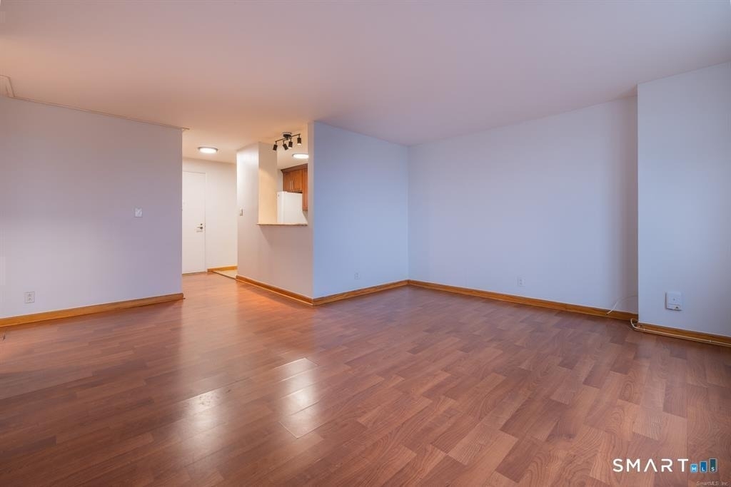 2625 Park Avenue - Photo 5