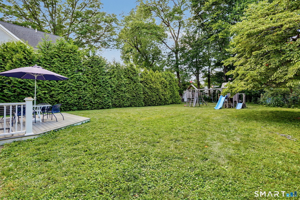 40 Oakwood Drive - Photo 14