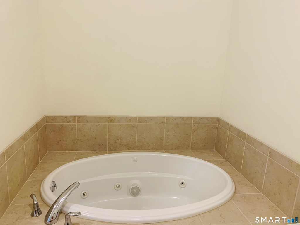 200 Harbour Close - Photo 6