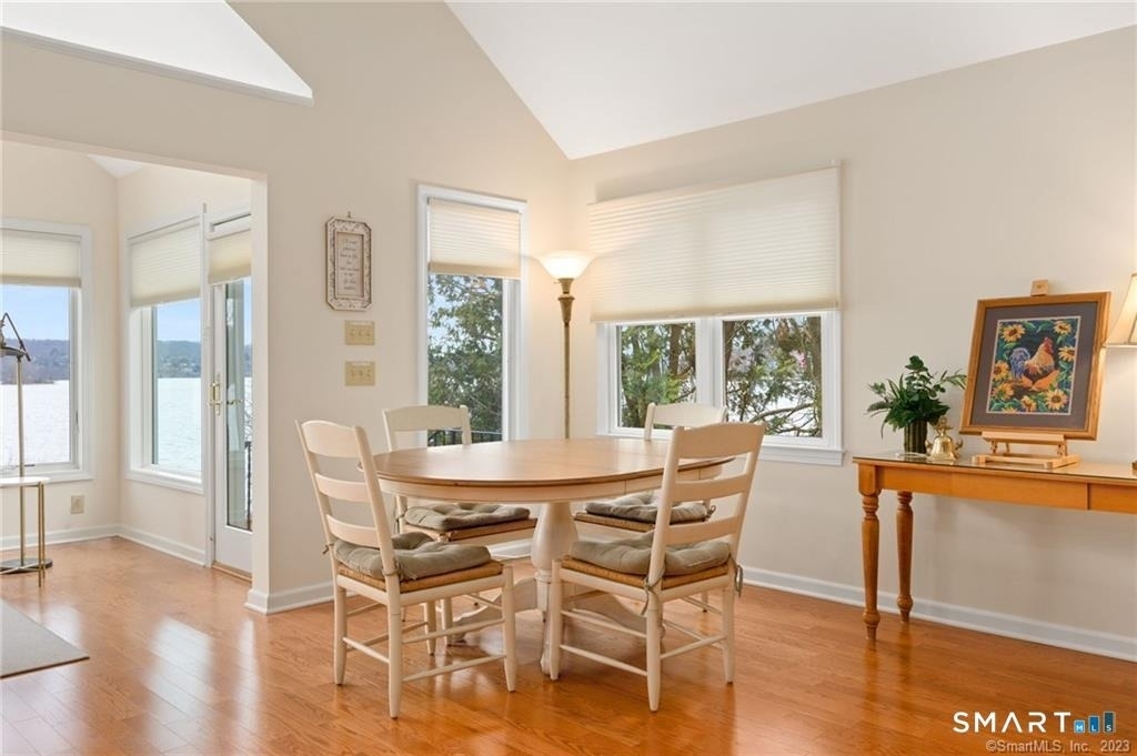 4 Eastview Road - Photo 4