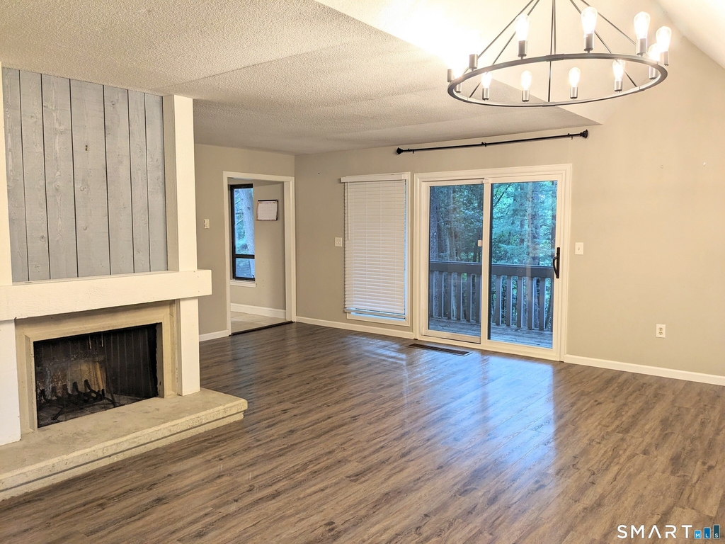 44 Great Meadow Lane - Photo 6