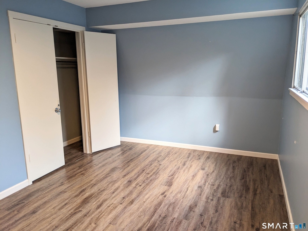 44 Great Meadow Lane - Photo 10