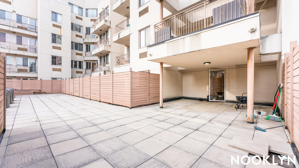 756 Myrtle Ave - Photo 3