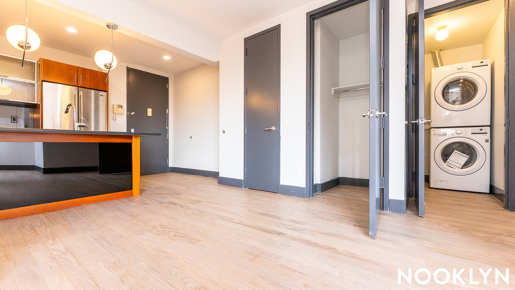 756 Myrtle Ave - Photo 4