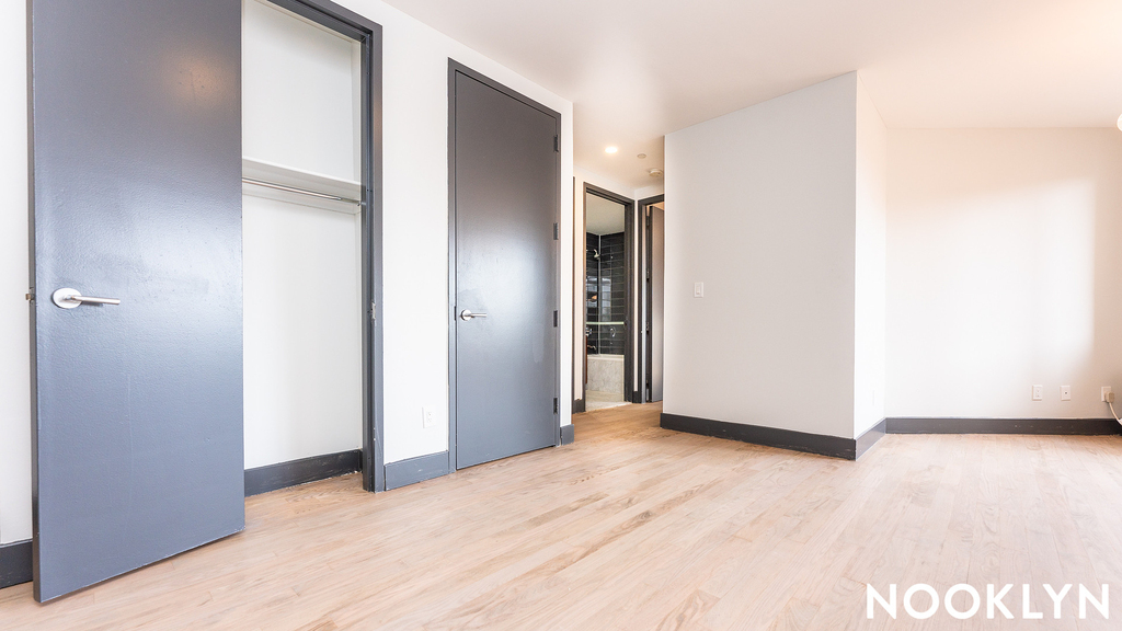 756 Myrtle Ave - Photo 9