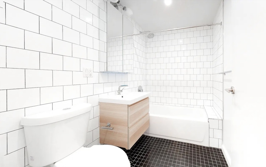 315 Seigel Street - Photo 5
