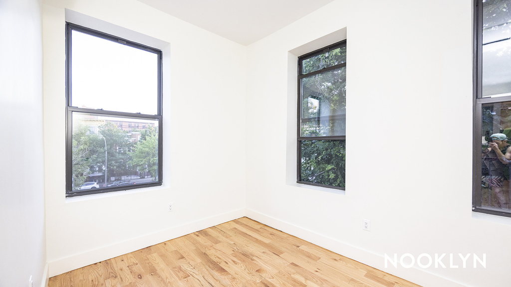 57 Grove St - Photo 1