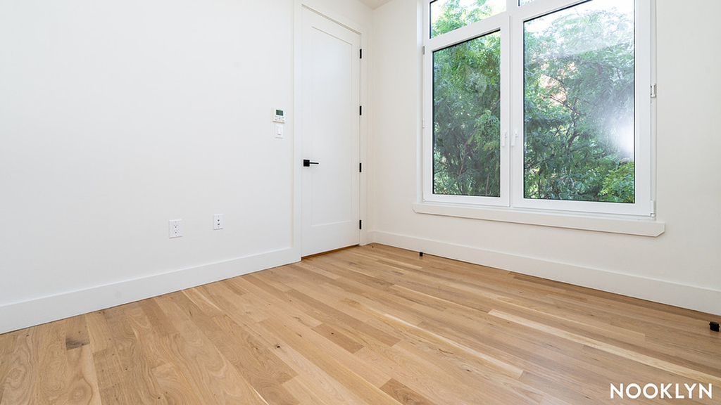 899 Fulton St - Photo 10