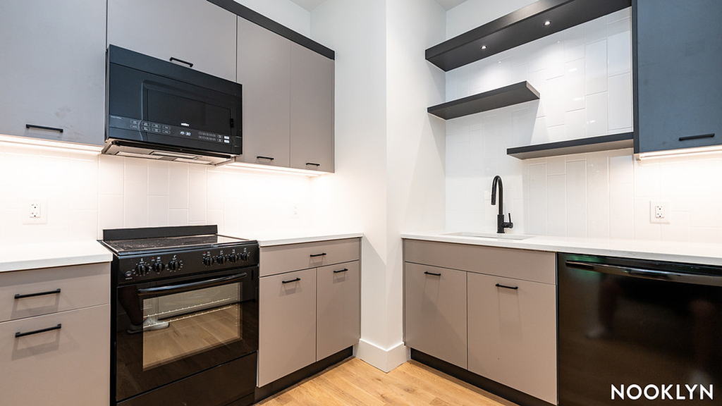 899 Fulton St - Photo 19