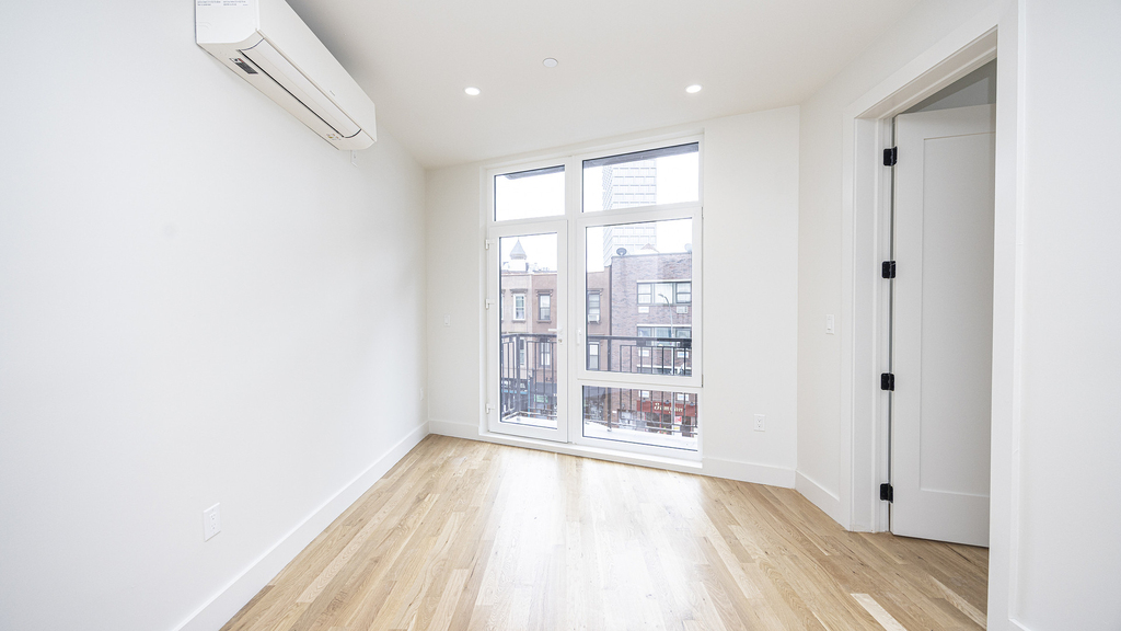 899 Fulton St - Photo 9