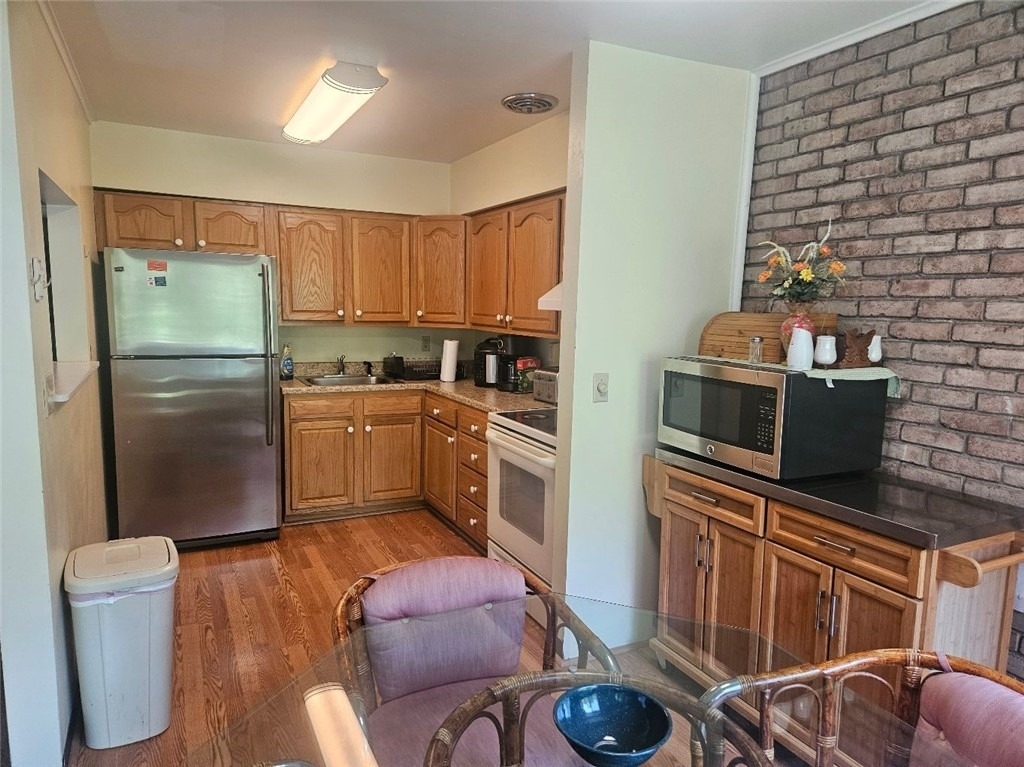 5082 Sanlin Dr - Photo 4
