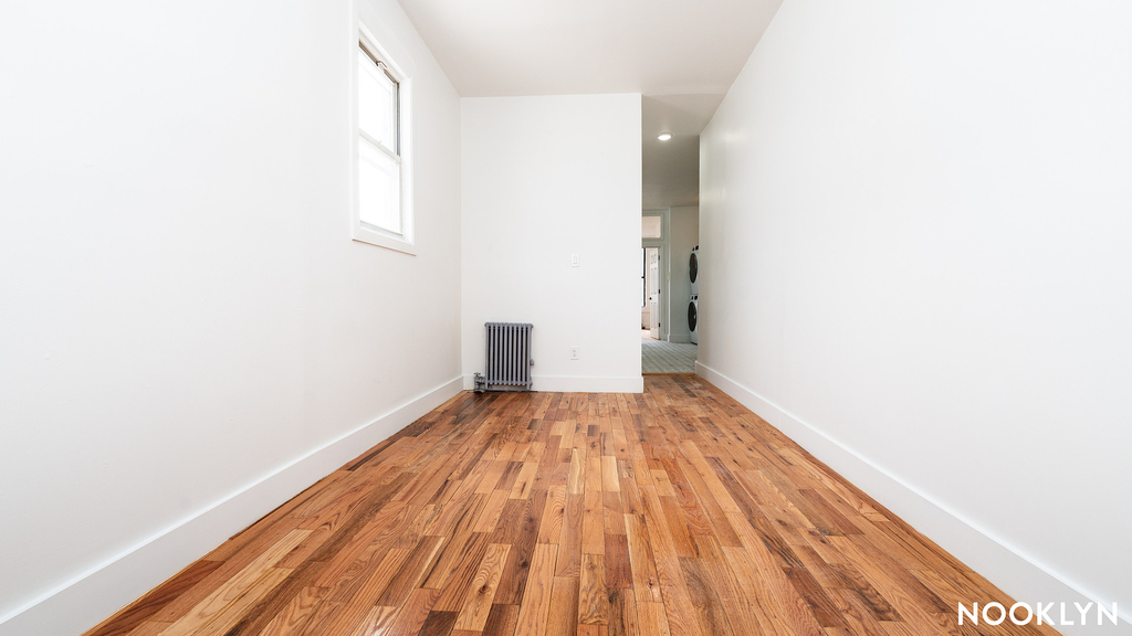 88 Menahan St - Photo 14