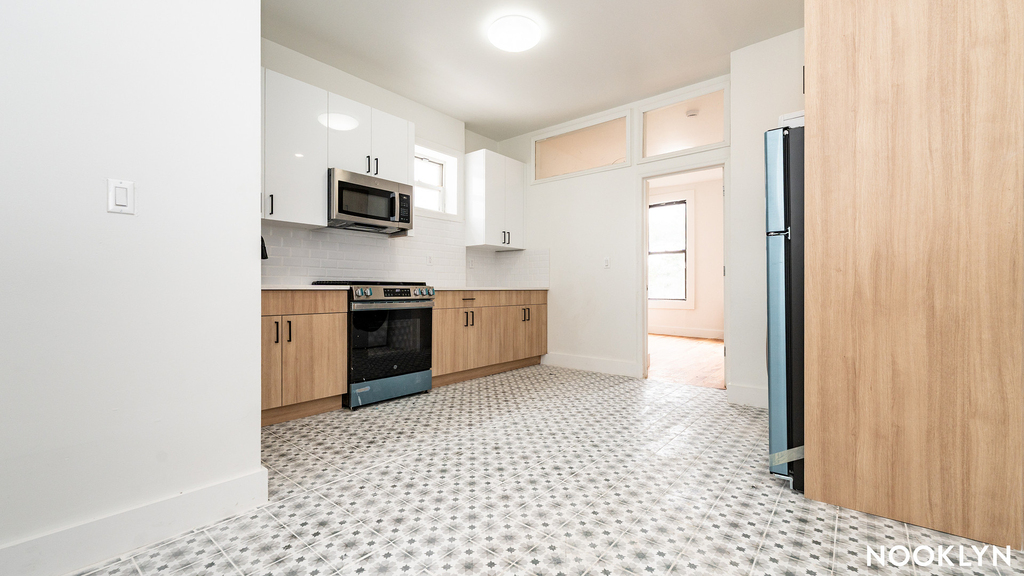 88 Menahan St - Photo 6
