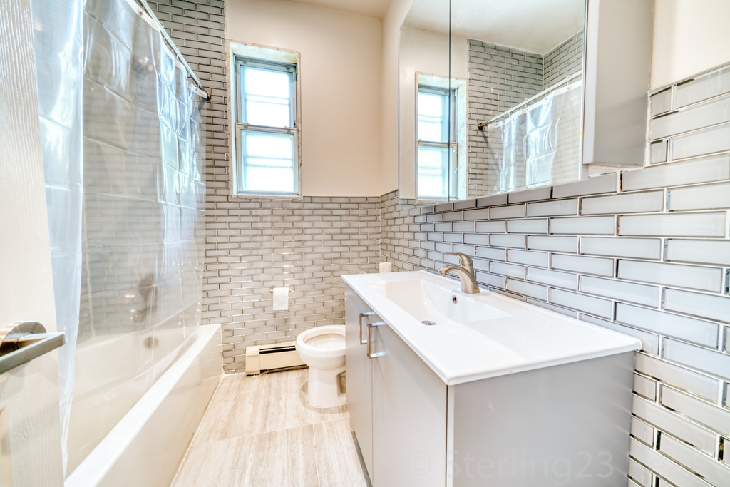 31-90 33rd Street - Photo 4