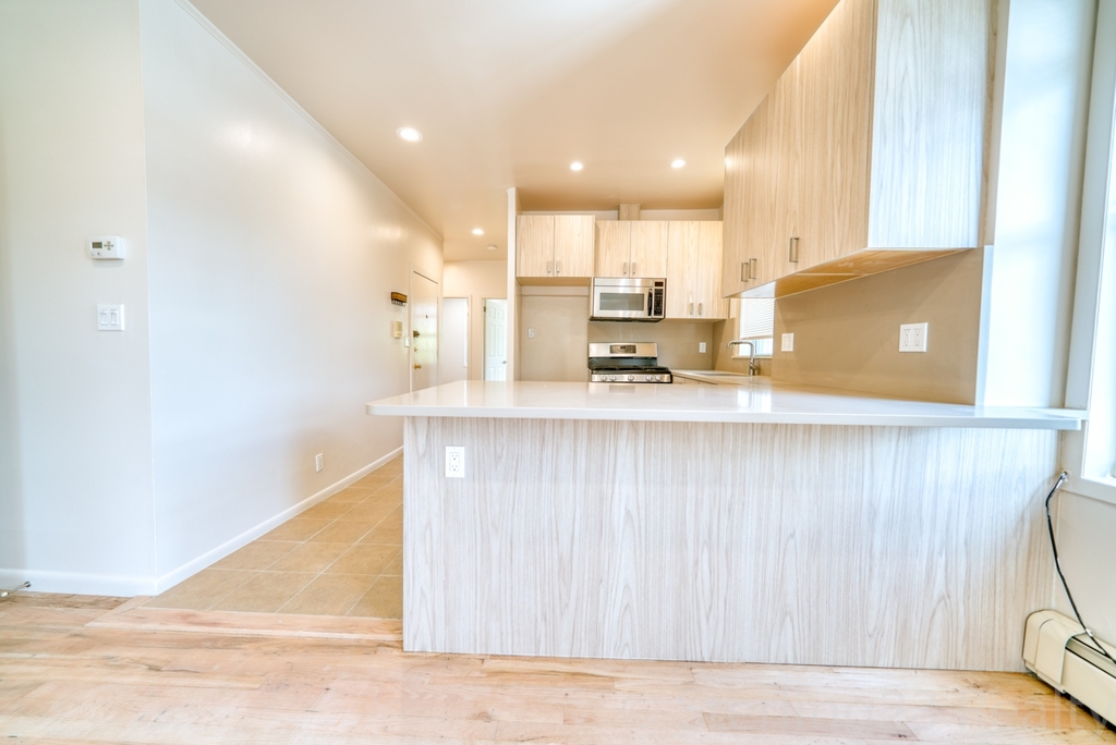 31-90 33rd Street - Photo 2