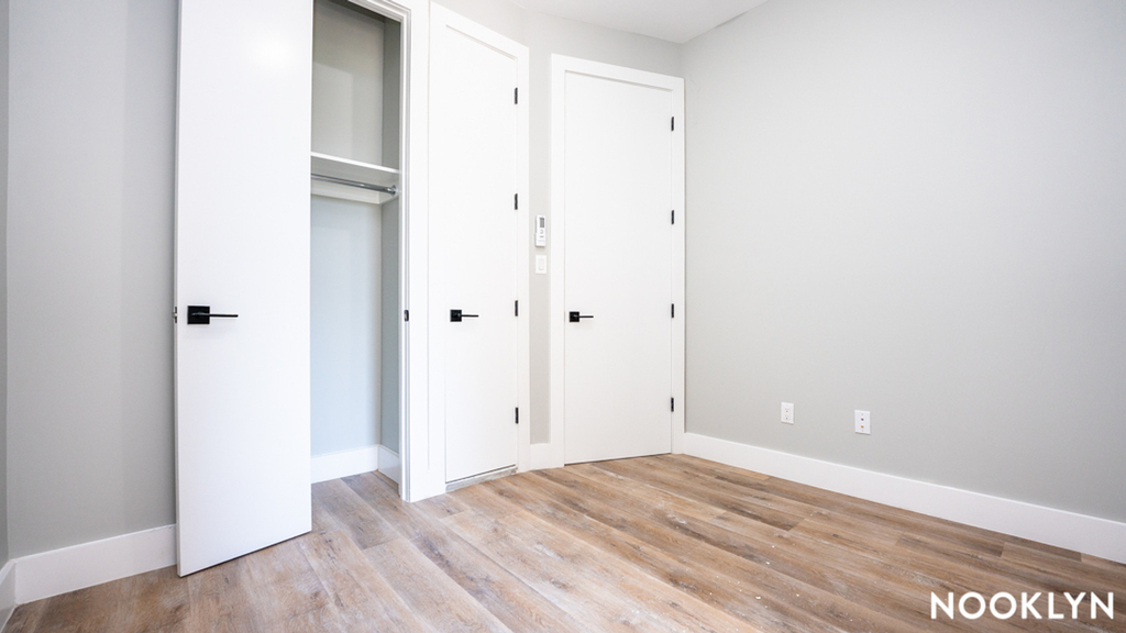1365 St Johns Pl  - Photo 7