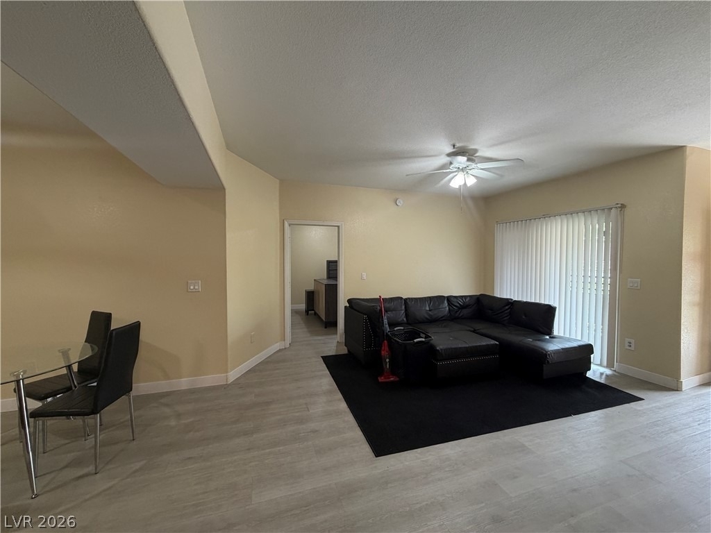2291 W Horizon Ridge Parkway - Photo 2