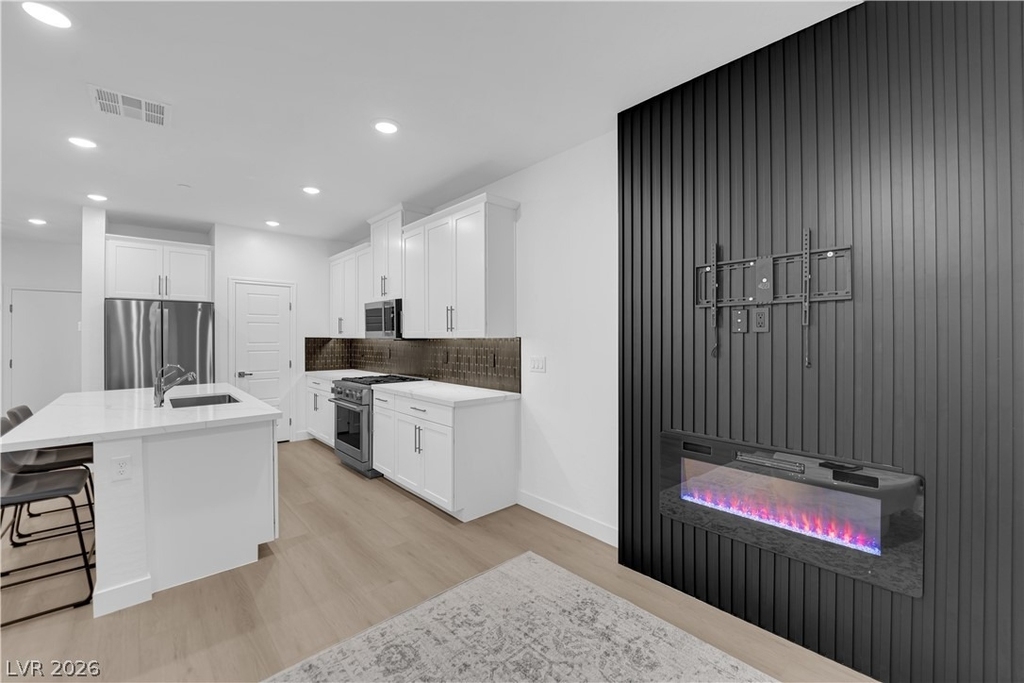 600 N Carriage Hill Drive - Photo 8