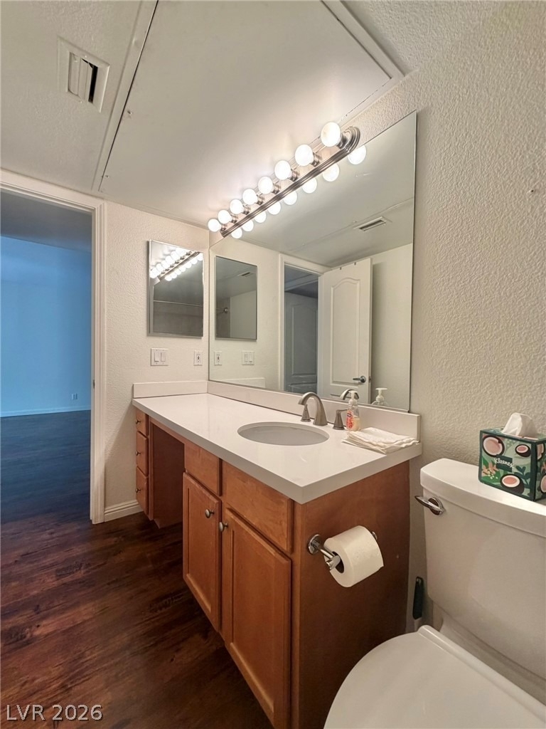 650 Oakmont Avenue - Photo 9