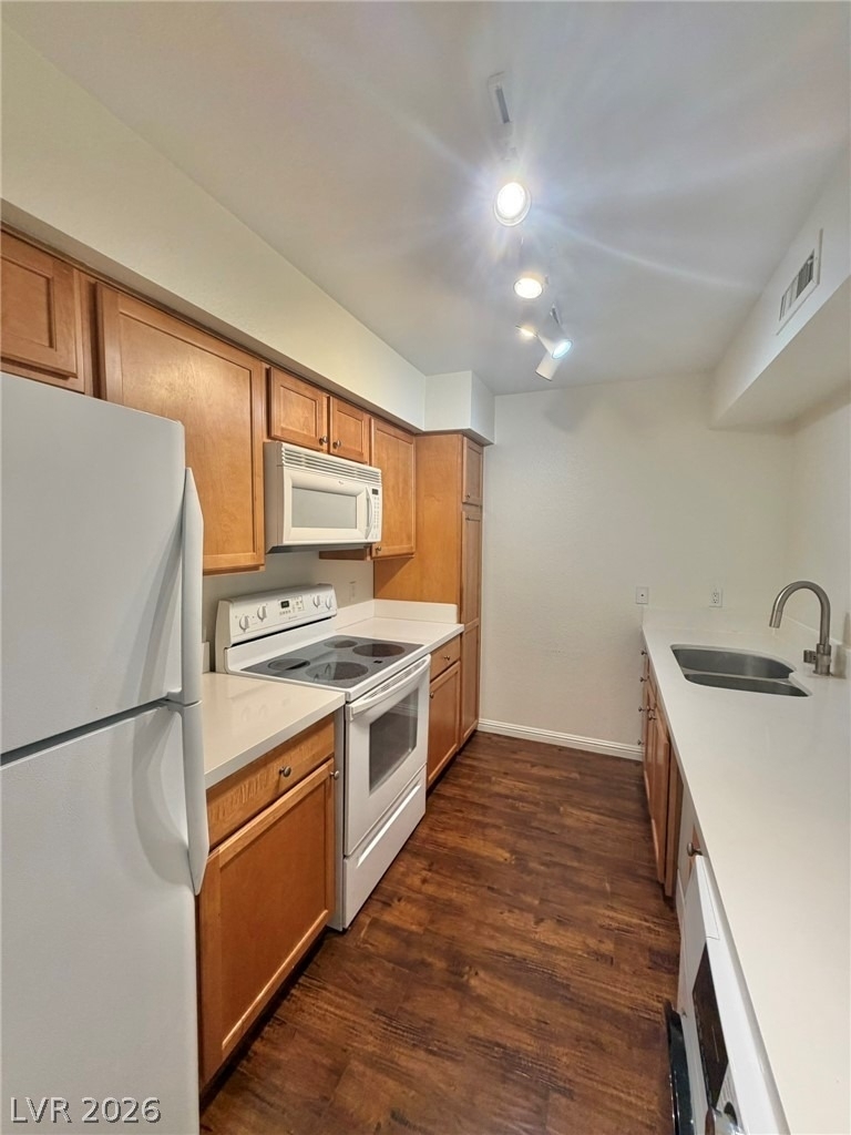 650 Oakmont Avenue - Photo 4