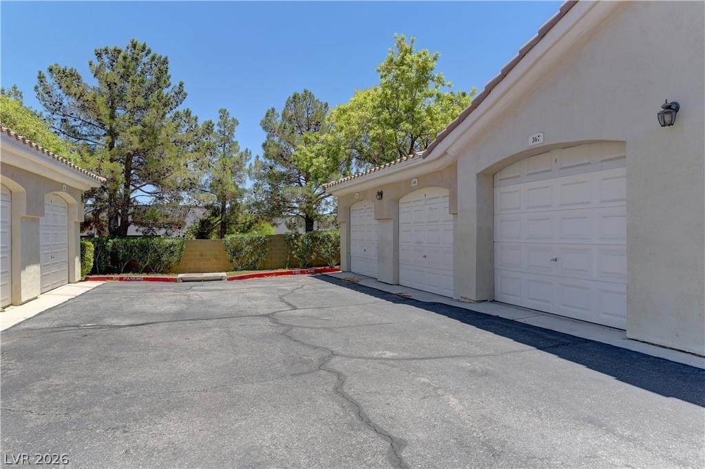 1310 Red Gable Lane - Photo 18