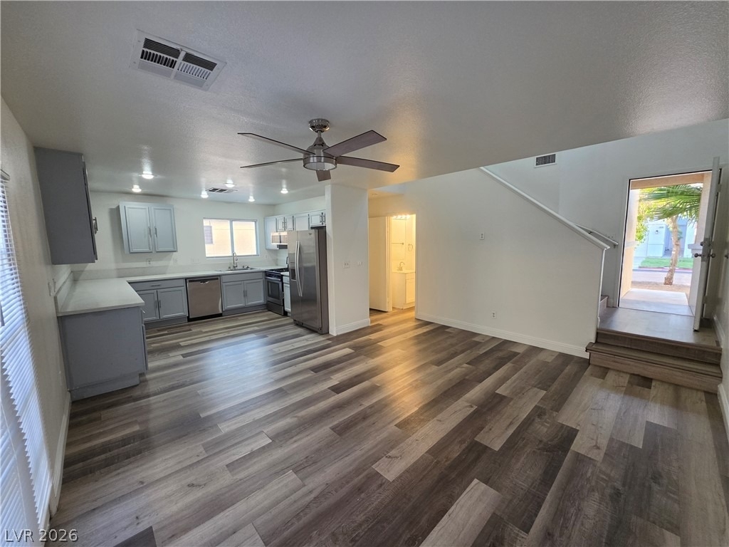 4355 Holden Street - Photo 2