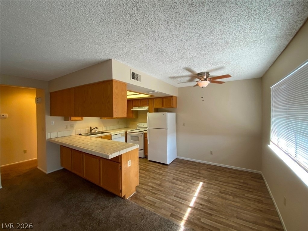 101 Luna Way - Photo 7